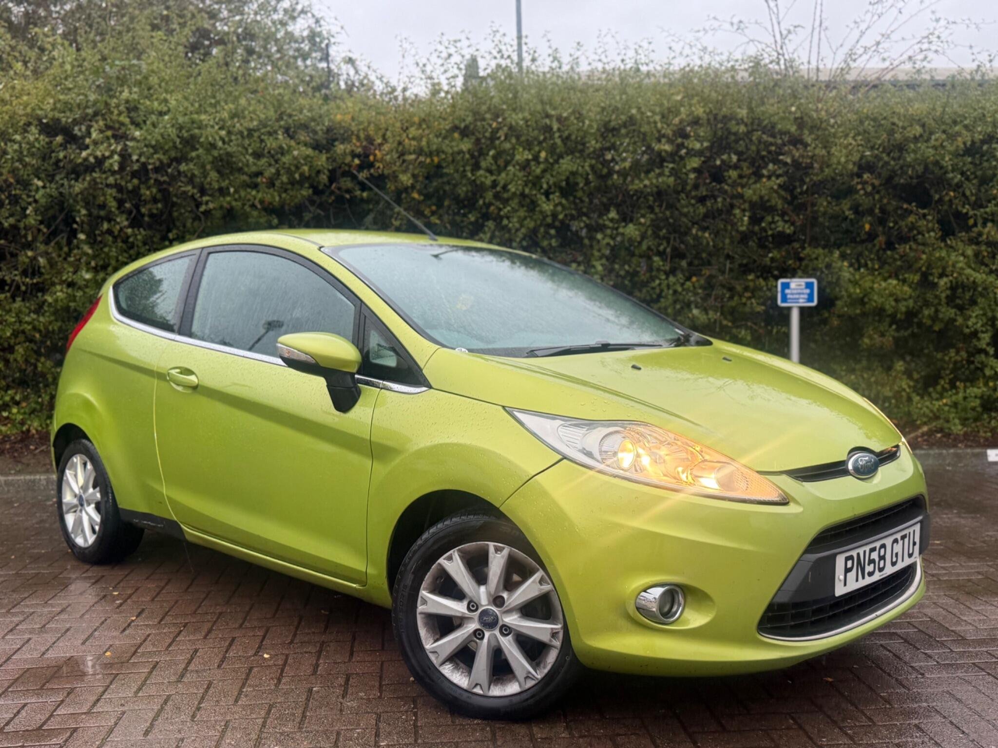 2009 Ford Fiesta